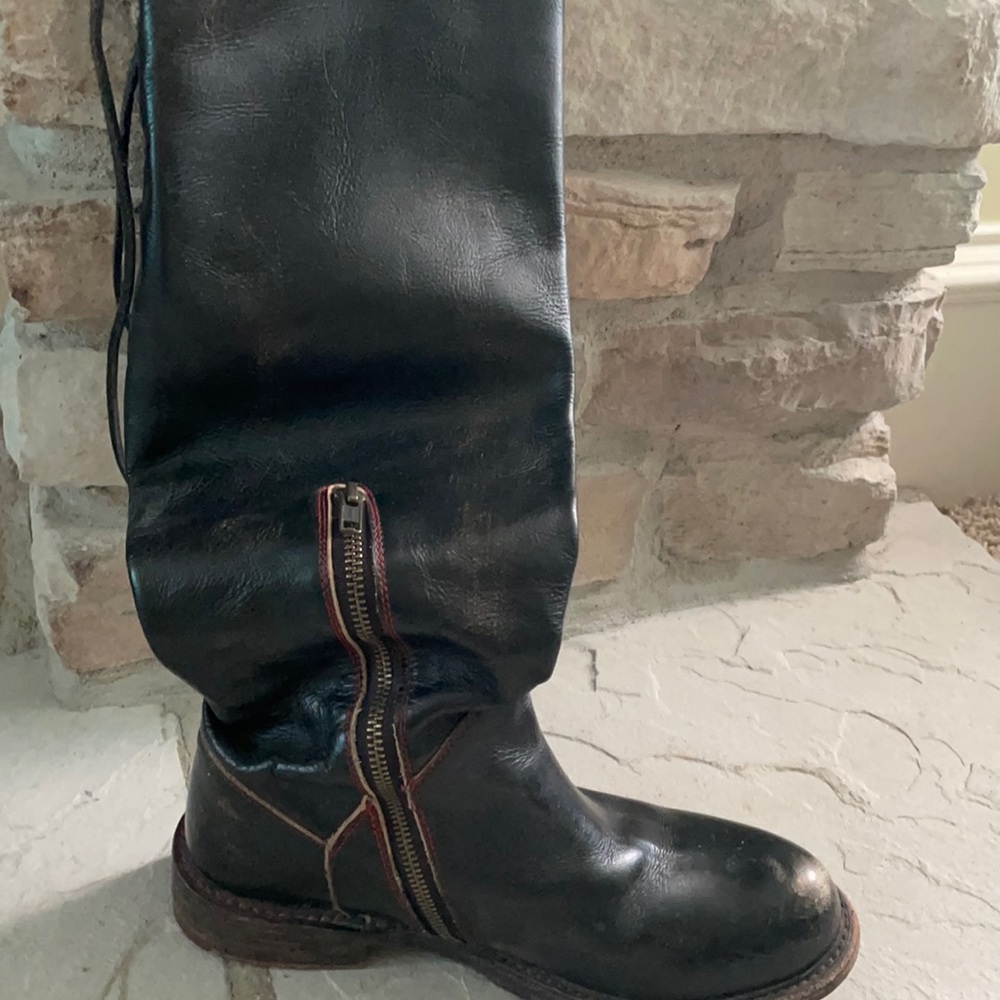 Comfortable genuine leather boots